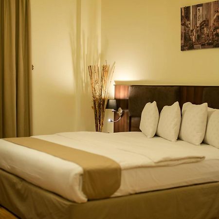 วีคเอนด์ โฮเต็ล อพาร์ตเมนต์ Hotel มัสกัต ภายนอก รูปภาพ