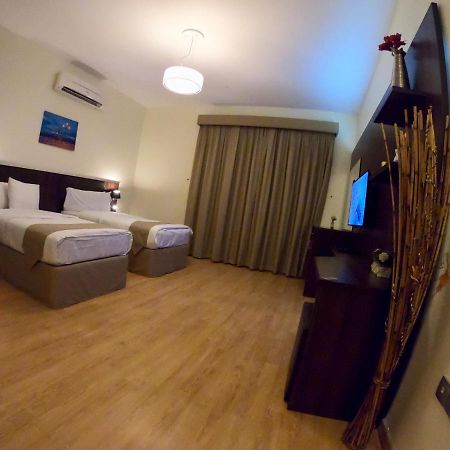 วีคเอนด์ โฮเต็ล อพาร์ตเมนต์ Hotel มัสกัต ภายนอก รูปภาพ
