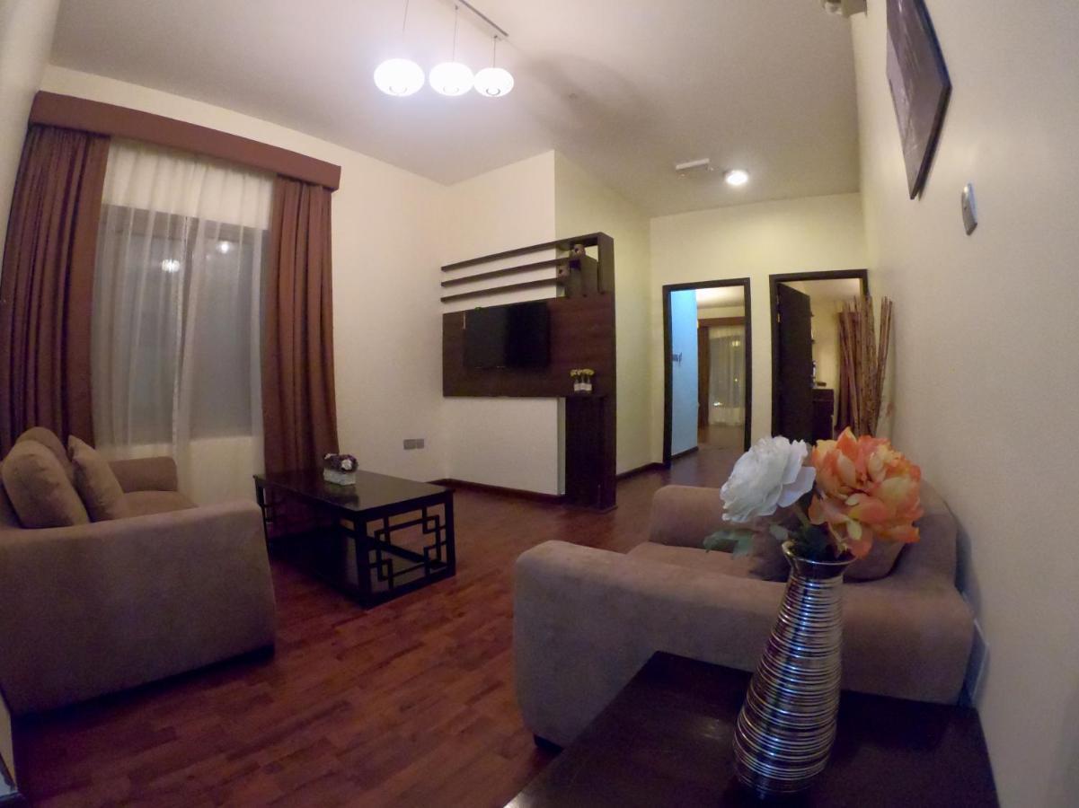 วีคเอนด์ โฮเต็ล อพาร์ตเมนต์ Hotel มัสกัต ภายนอก รูปภาพ
