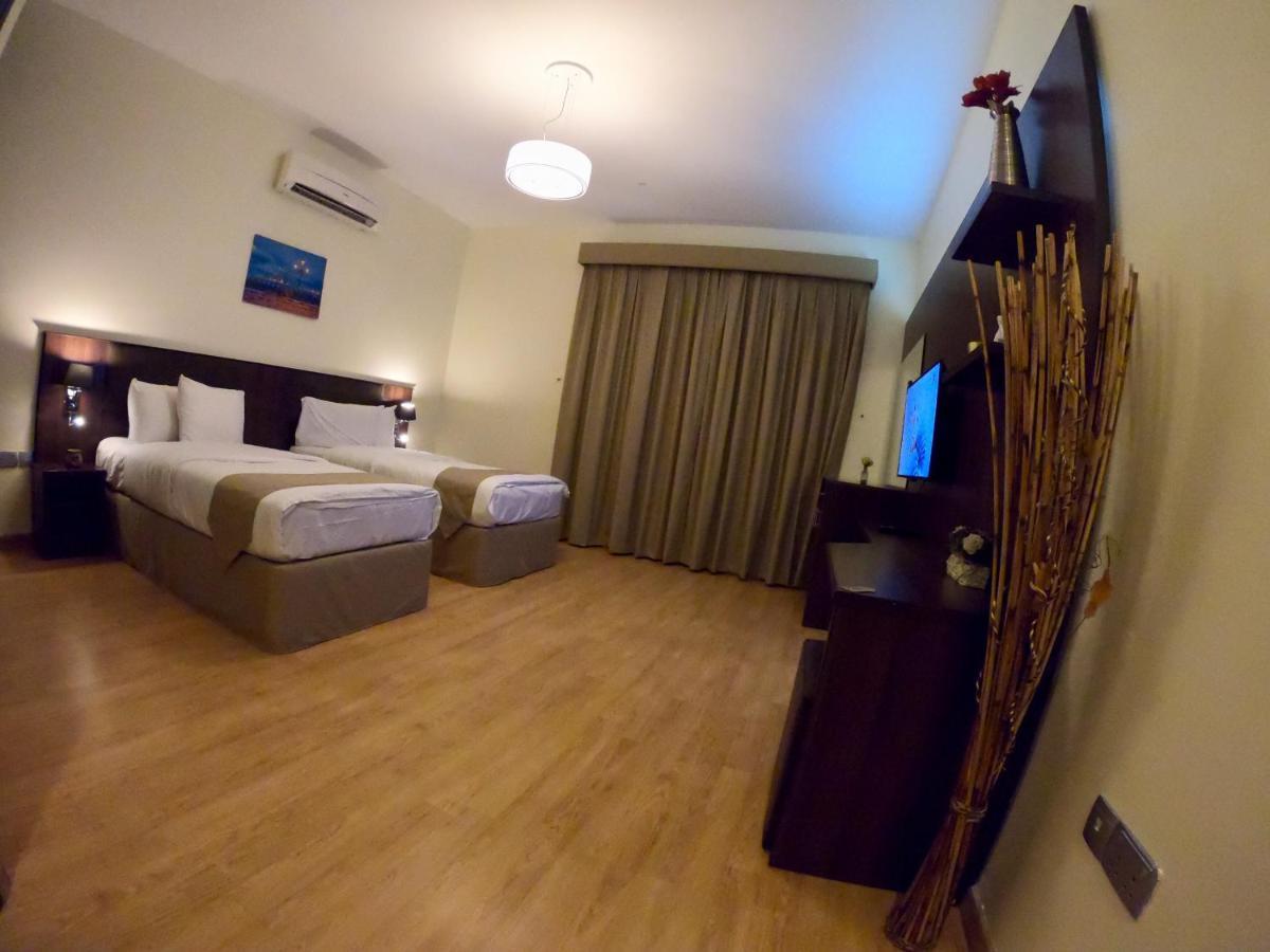 วีคเอนด์ โฮเต็ล อพาร์ตเมนต์ Hotel มัสกัต ภายนอก รูปภาพ