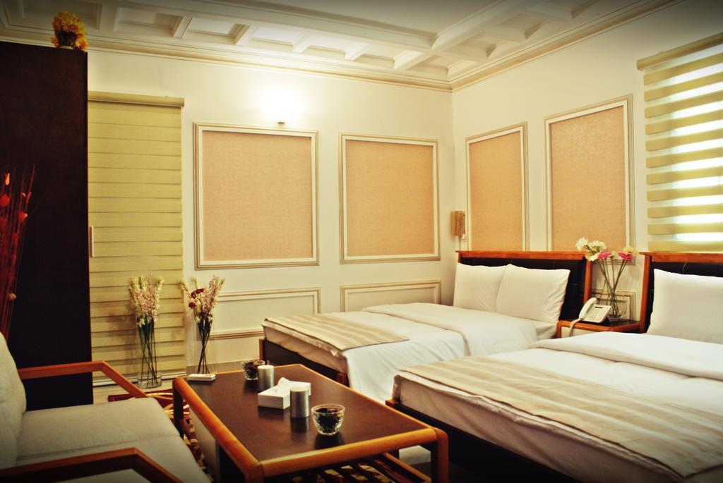วีคเอนด์ โฮเต็ล อพาร์ตเมนต์ Hotel มัสกัต ภายนอก รูปภาพ