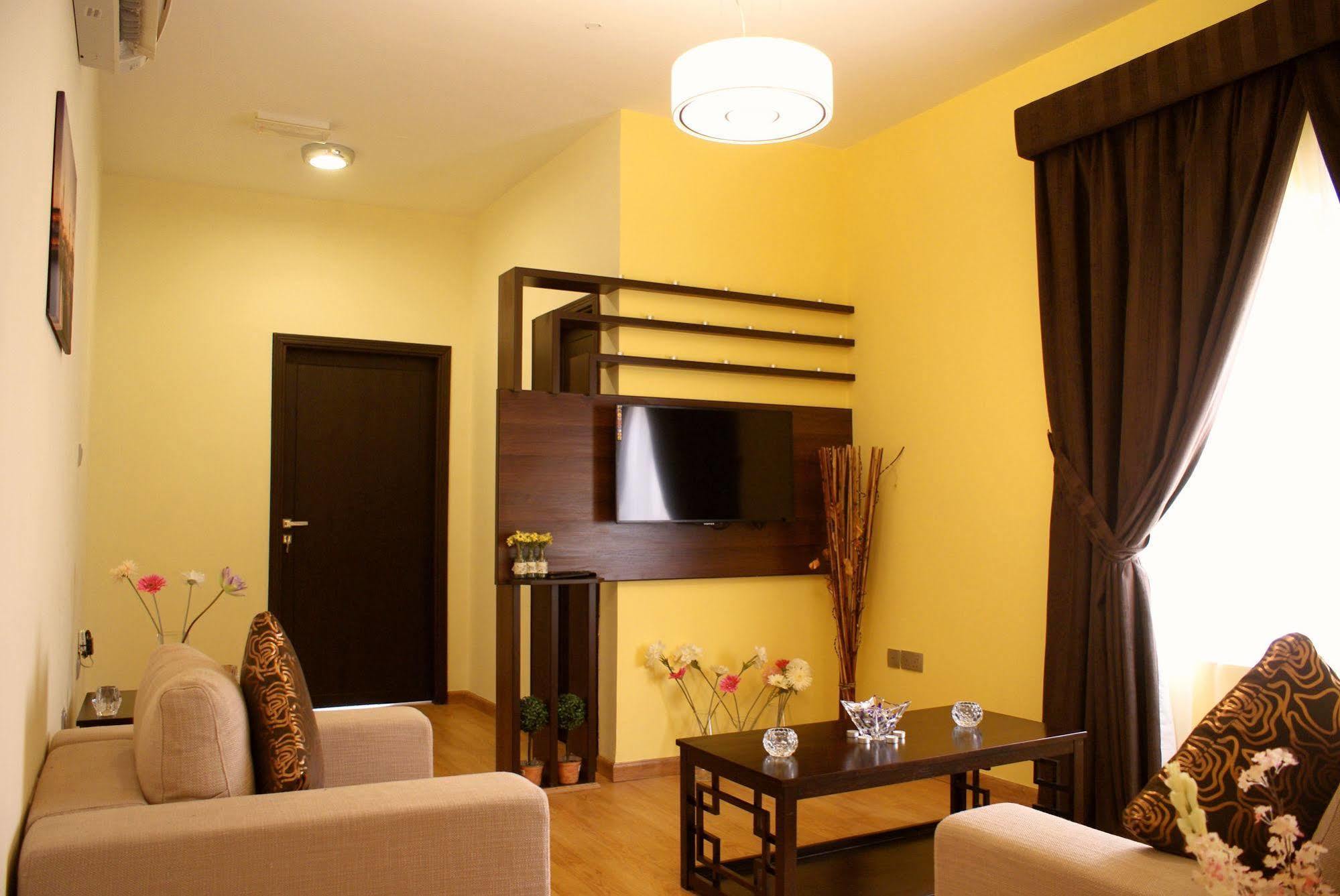 วีคเอนด์ โฮเต็ล อพาร์ตเมนต์ Hotel มัสกัต ภายนอก รูปภาพ