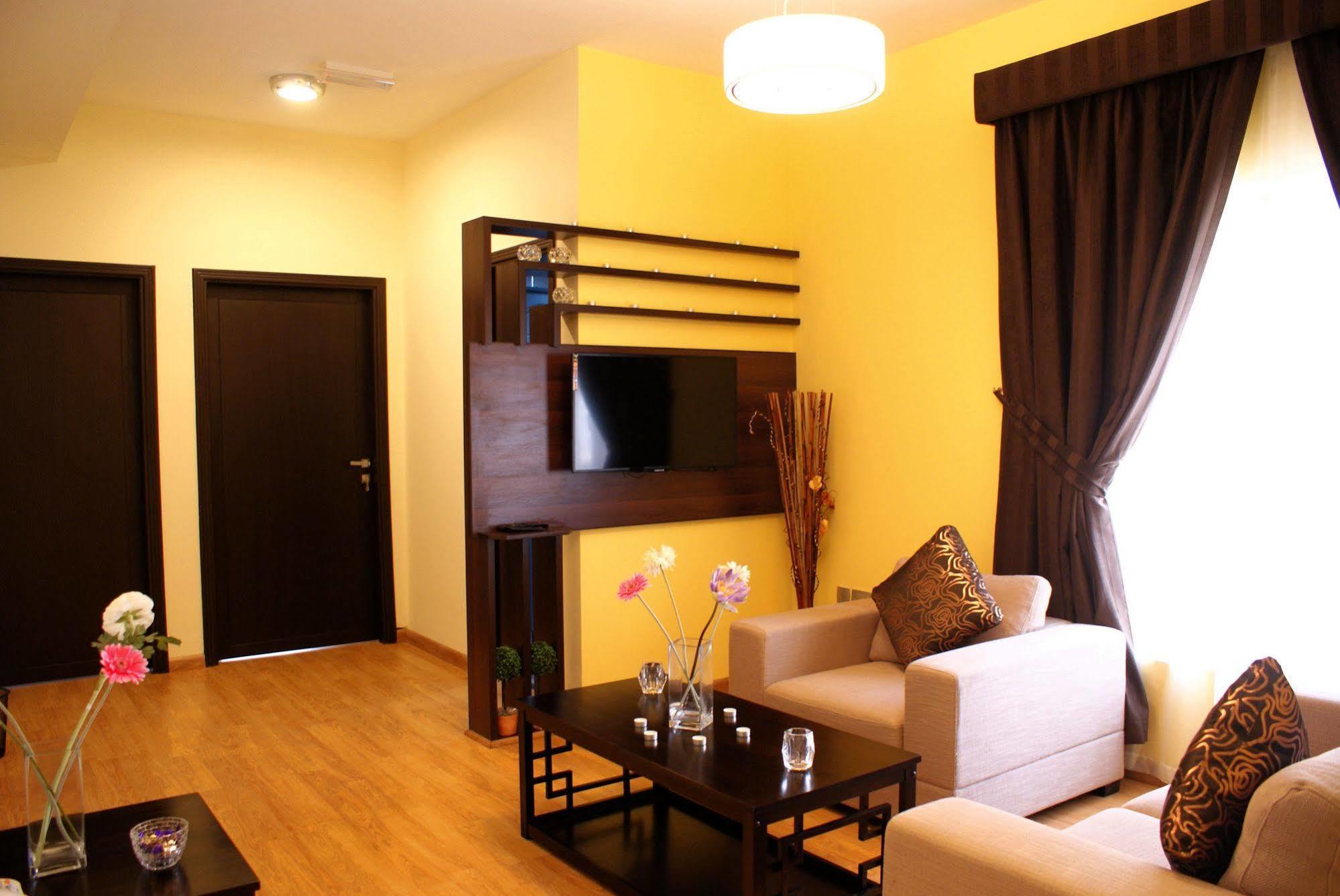 วีคเอนด์ โฮเต็ล อพาร์ตเมนต์ Hotel มัสกัต ภายนอก รูปภาพ