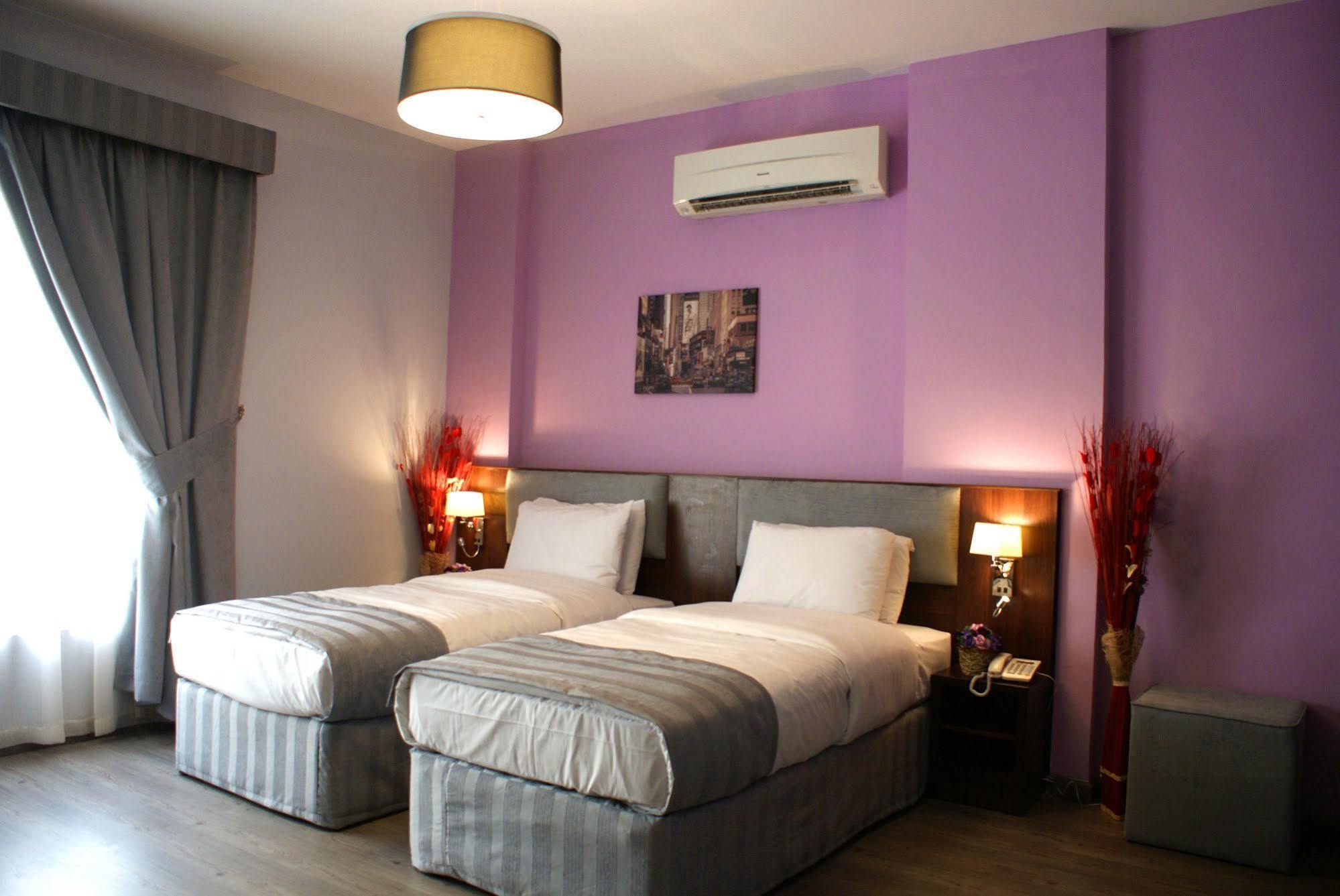 วีคเอนด์ โฮเต็ล อพาร์ตเมนต์ Hotel มัสกัต ภายนอก รูปภาพ