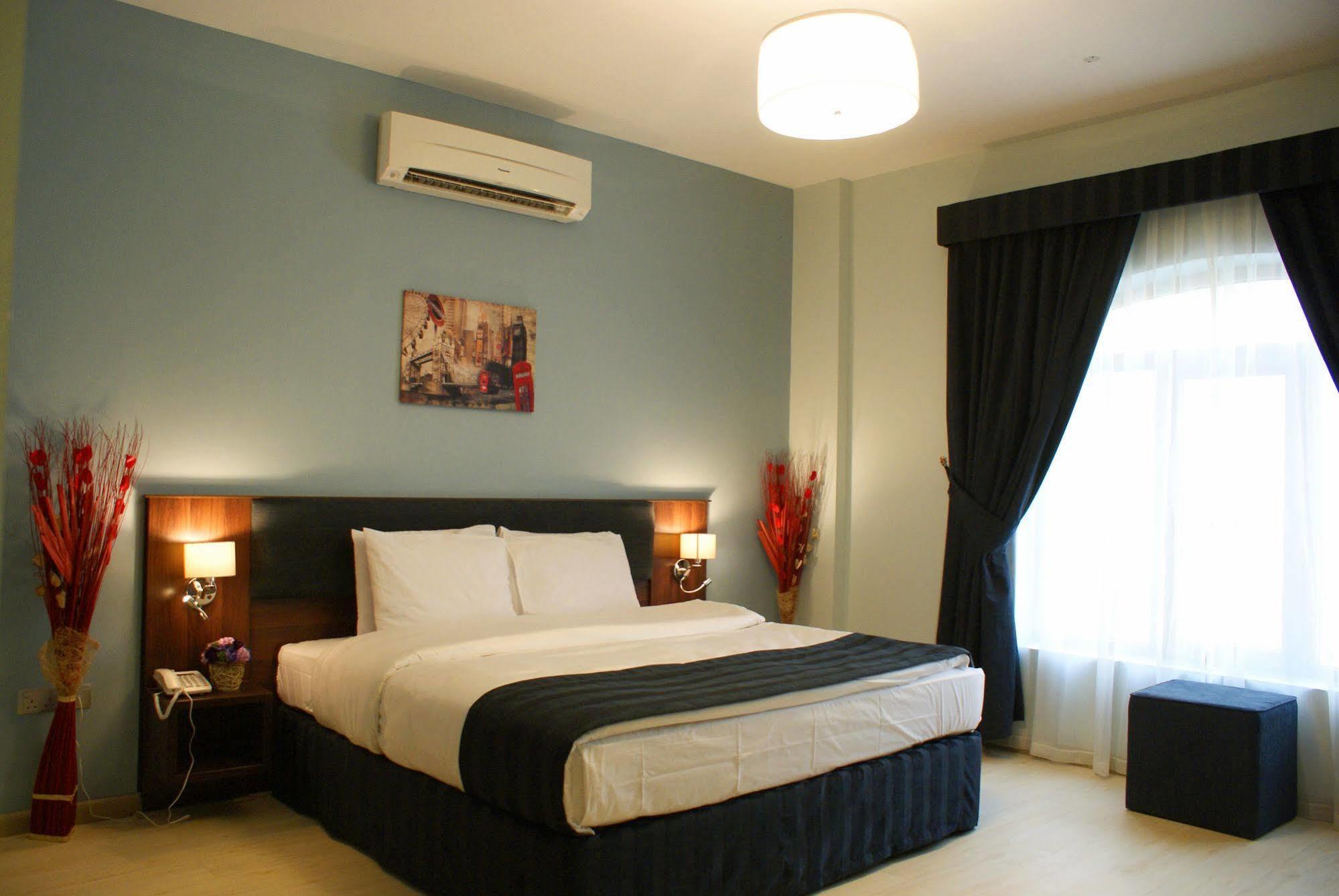 วีคเอนด์ โฮเต็ล อพาร์ตเมนต์ Hotel มัสกัต ภายนอก รูปภาพ