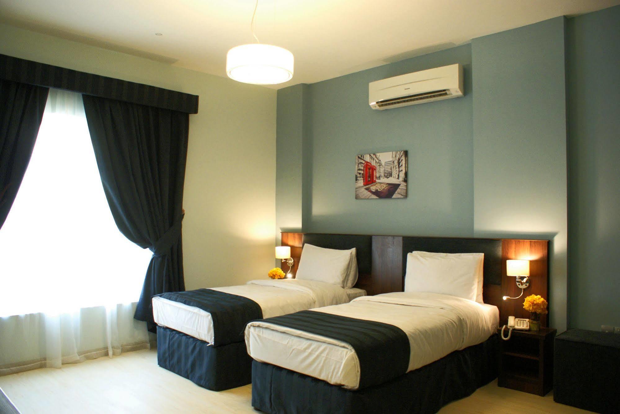 วีคเอนด์ โฮเต็ล อพาร์ตเมนต์ Hotel มัสกัต ภายนอก รูปภาพ
